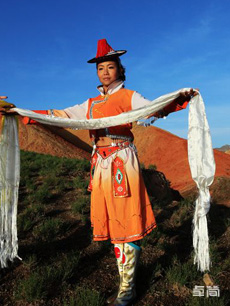 裕固族服饰定制