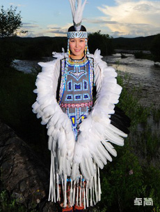 鄂温克族服饰定制